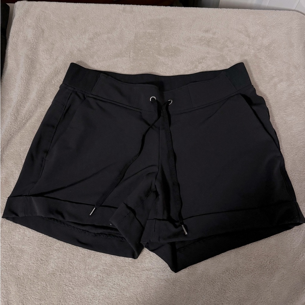 Athleta active casual shorts